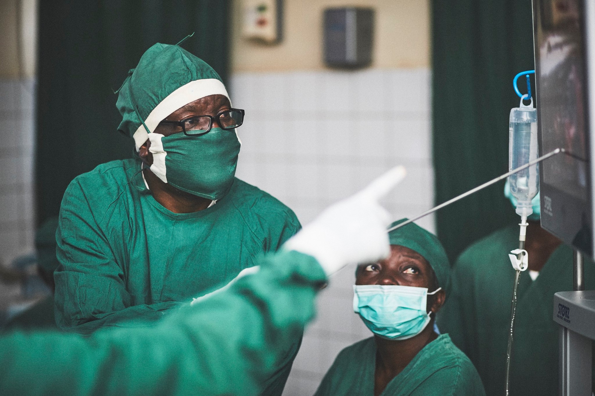 Dr, Dennis Mukwege in surgery