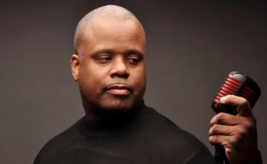 Roderick Harper, the fast-rising New Orleans-based singer whose latest album Evolving sits among the Top 50 on Jazz Week’s Album