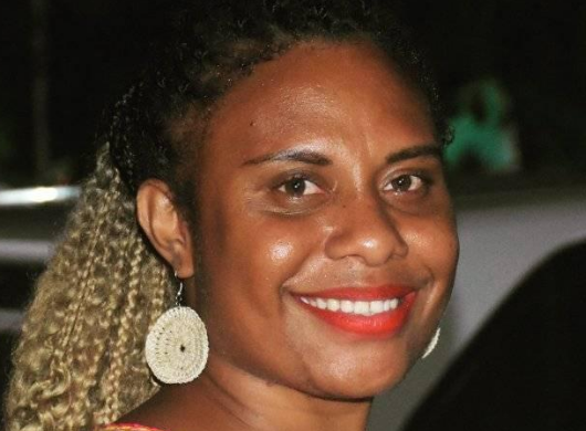 Papau New Guinea singer\songwriter Roxsy Rox