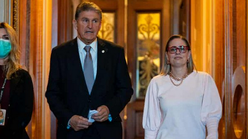 West Virginia Senator Joe Manchin and Arizona Senator Kirsten Sinema