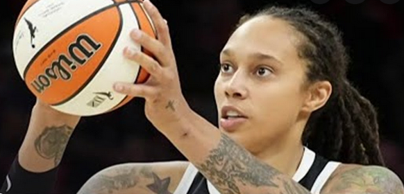 Raise your voice to advocate for Griner’s freedom by calling the U.S. Department of State at 1-202-647-4000 and the White House