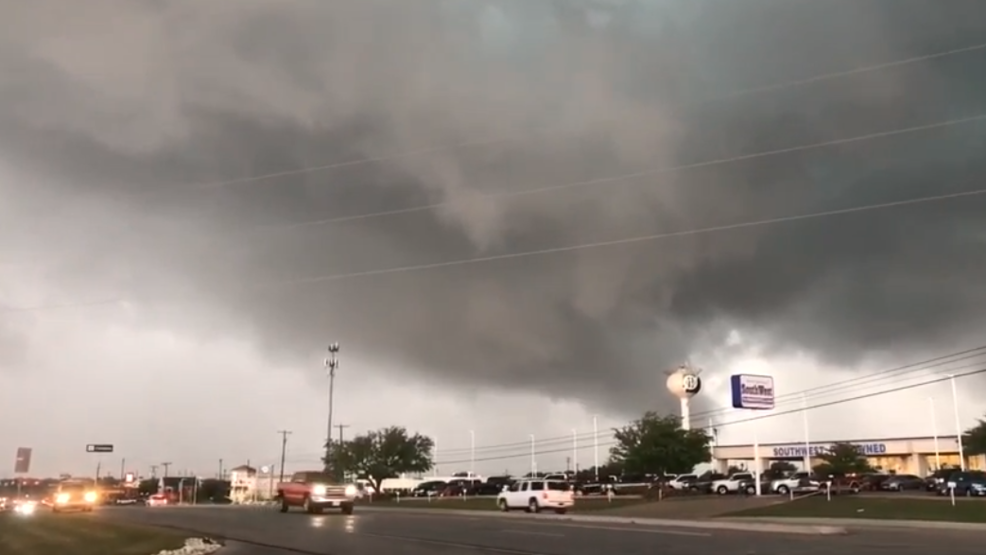 North Texas Late-Night Storm Alert