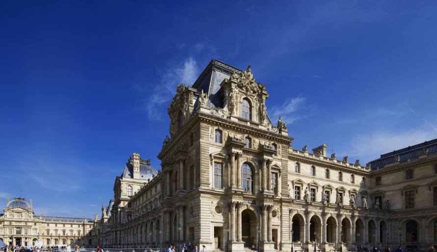 Louvre Museum
