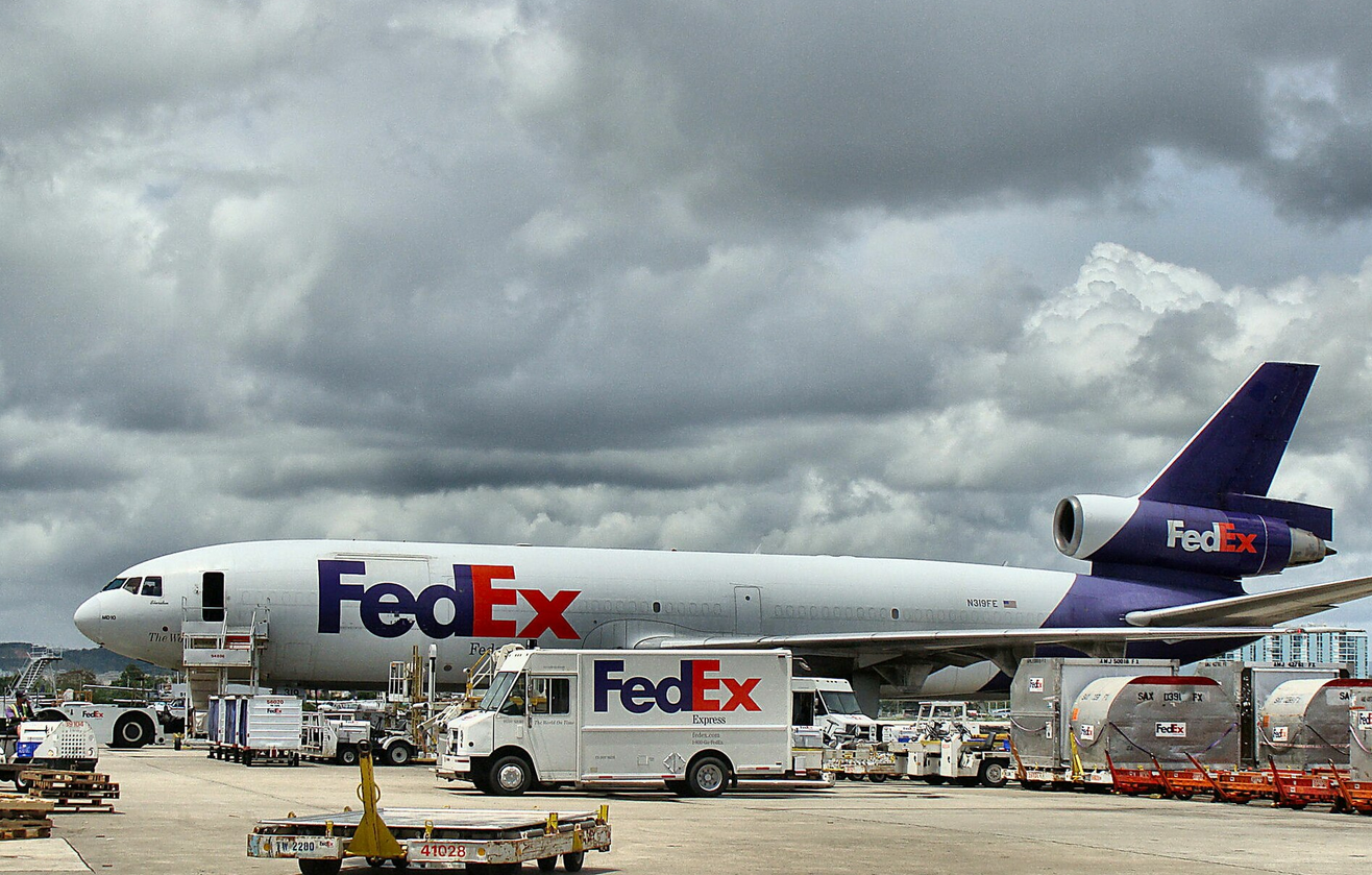 Belgium: Amnesty International Joins Complaint Against FedEx For Unlawful Arms Transit To Israel