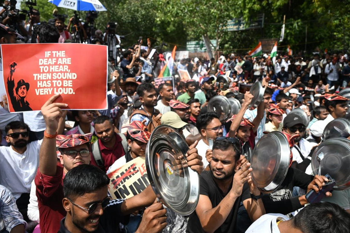 India’s Cockroach Protests End As Modi Government Bows To Demands